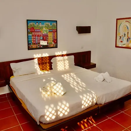 Jacaranda - 550m From The - Free Wifi - By Bedzy Villa