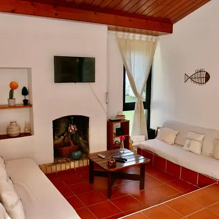 Villa Jacaranda - 550m From The - Free Wifi - By Bedzy