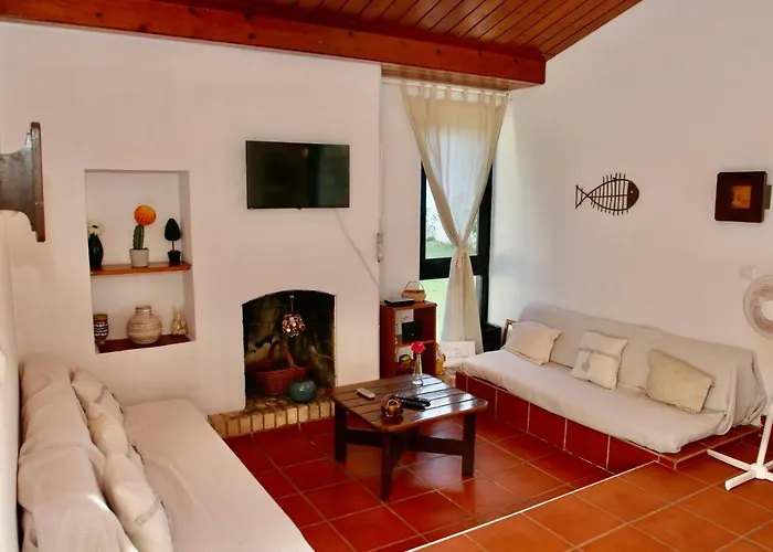 Villa Jacaranda - 550m From The - Free Wifi - By Bedzy