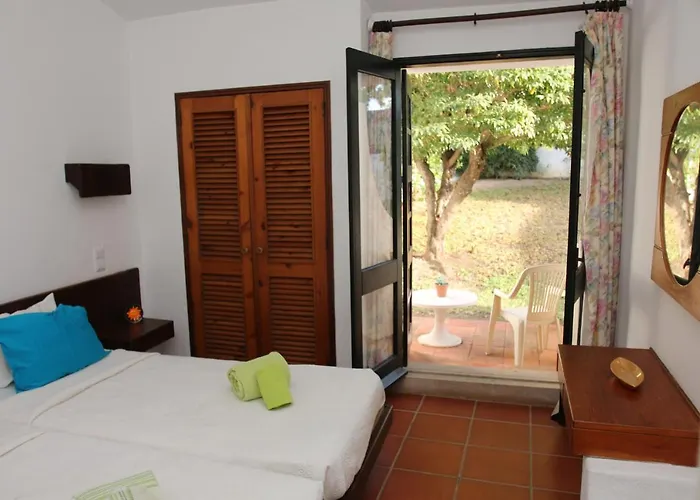 Villa Jacaranda - 550m From The - Free Wifi - By Bedzy Albufeira