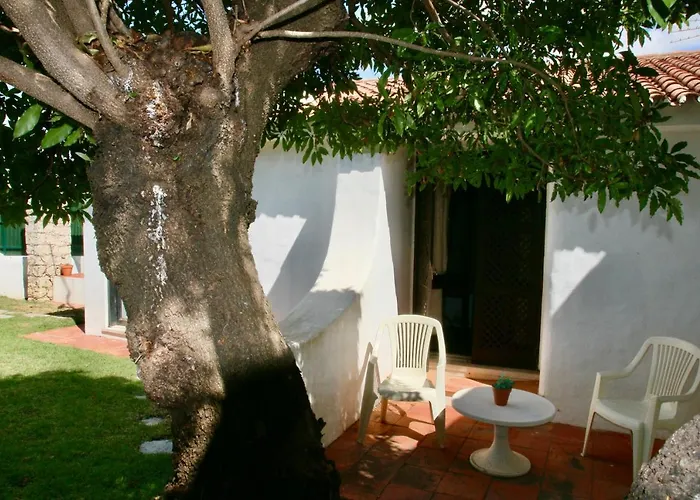 Jacaranda - 550m From The - Free Wifi - By Bedzy Villa *