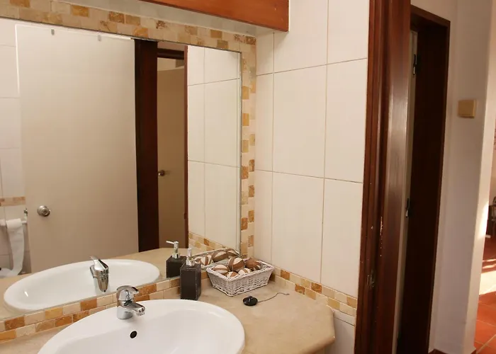 Jacaranda - 550m From The - Free Wifi - By Bedzy Villa Albufeira