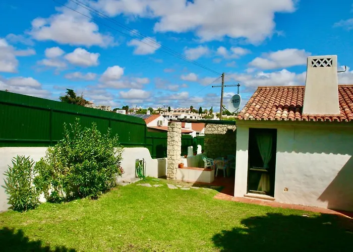 Jacaranda - 550m From The - Free Wifi - By Bedzy Albufeira