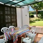 Jacaranda - 550m From The - Free Wifi - By Bedzy Villa *