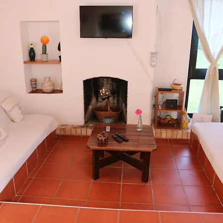 Jacaranda - 550m From The - Free Wifi - By Bedzy Willa Albufeira