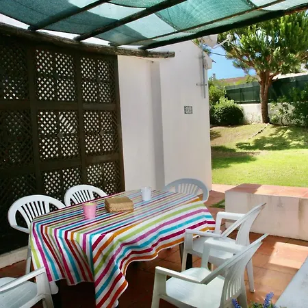 Jacaranda - 550m From The - Free Wifi - By Bedzy 빌라 *